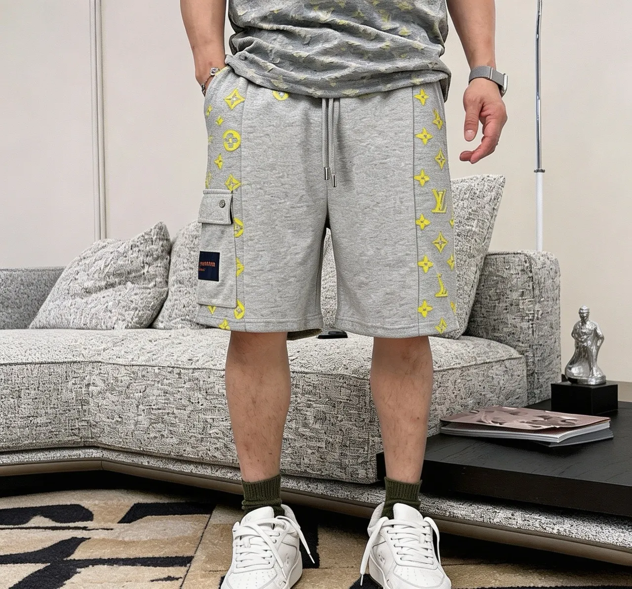 Louis Vuitton/Louis Vuitton presbyopia burnt flower overalls shorts